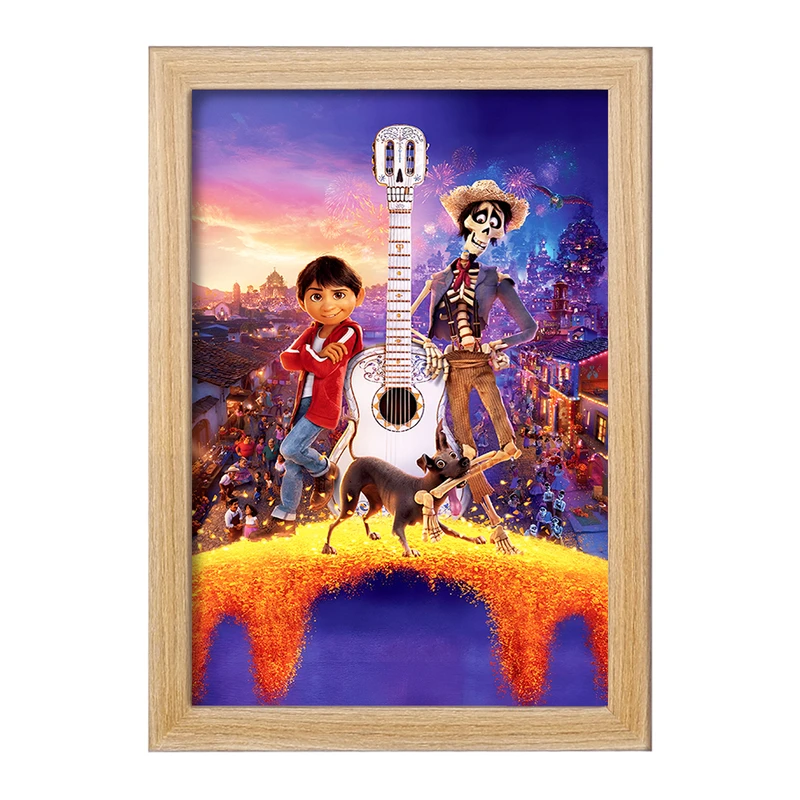 تابلو خندالو مدل کوکو (Coco) کد F4862