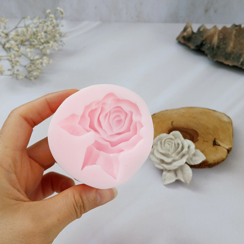 قالب شمع کوشا مدل رز سه برگ