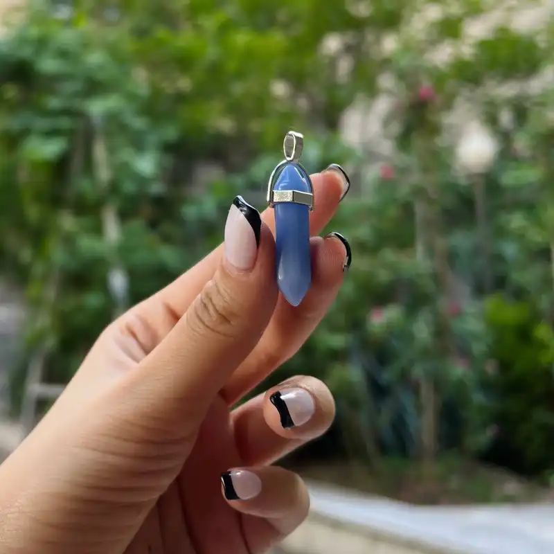 آویز گردنبند مدل منشوری