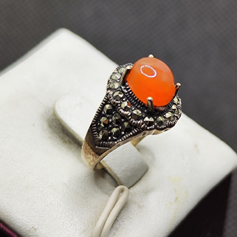 انگشتر نقره زنانه مدل عقیق یمانی کد42 انگشتر نقره زنانه مدل عقیق یمانی کد42