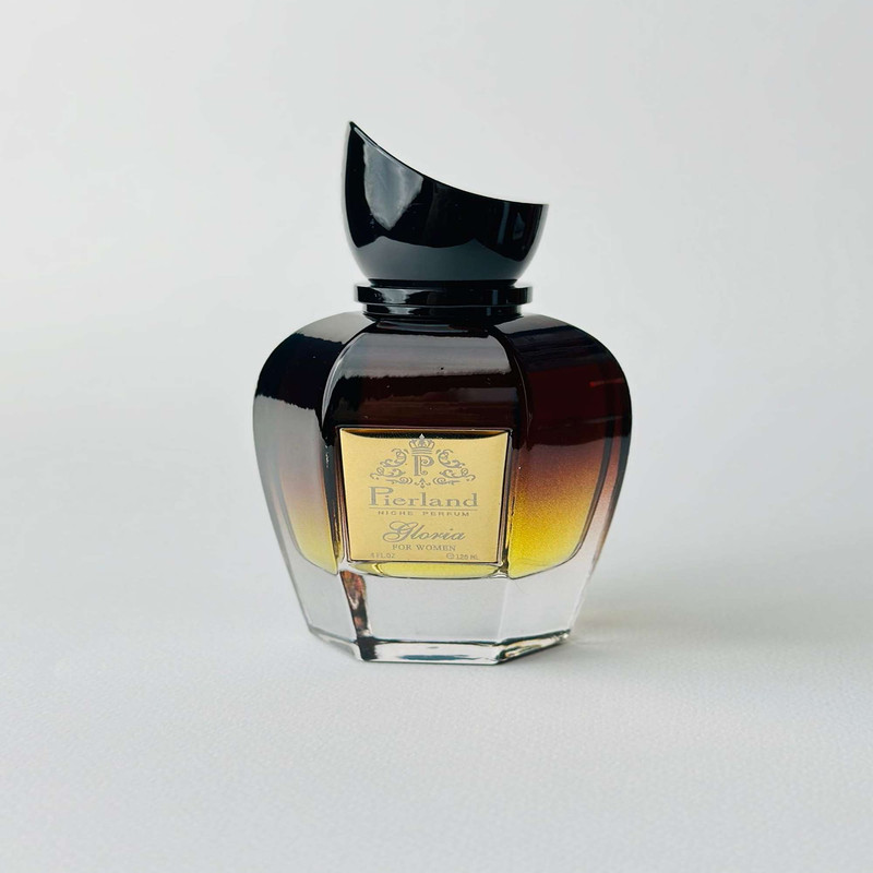ادو پرفیوم زنانه پیرلند مدل گلوریا با رایحه گرم و تند حجم 120 میلی لیتر به همراه عطر جیبی مدل گلوریا با رایحه گرم و تند 30 میلی لیتر