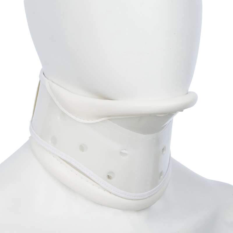 گردن بند طبی توکا مدل AT007