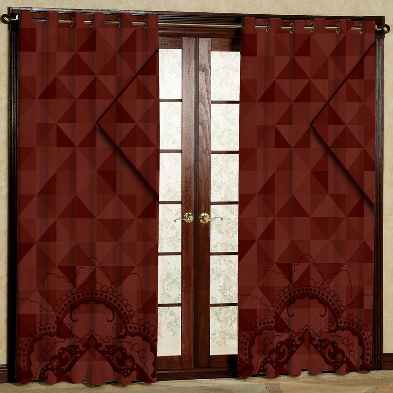 پرده مدل طرحدار زرشکی مخمل پانچی کد 4142 سایز 200x140 سانتی متر