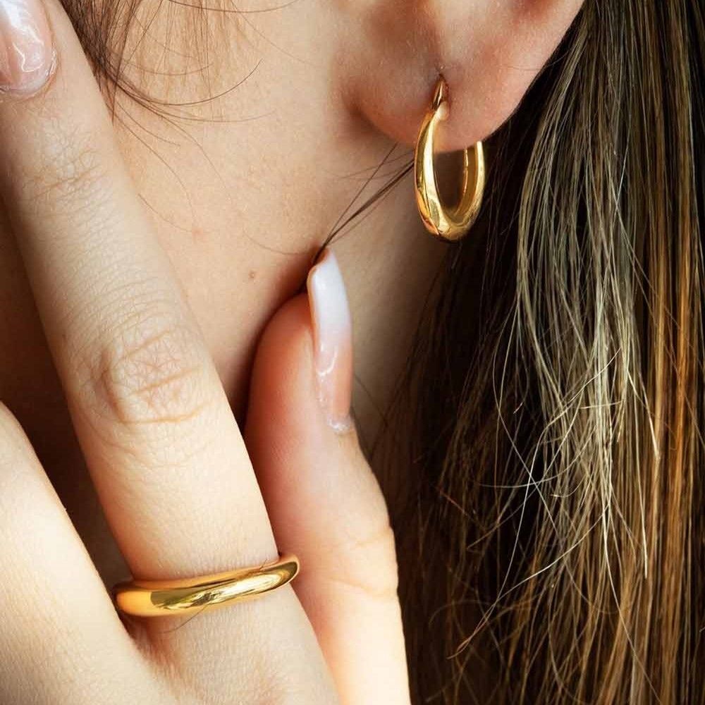 گوشواره طلا 18 عیار زنانه الی گالری مدل رینگ دامله ظریف -  - 3