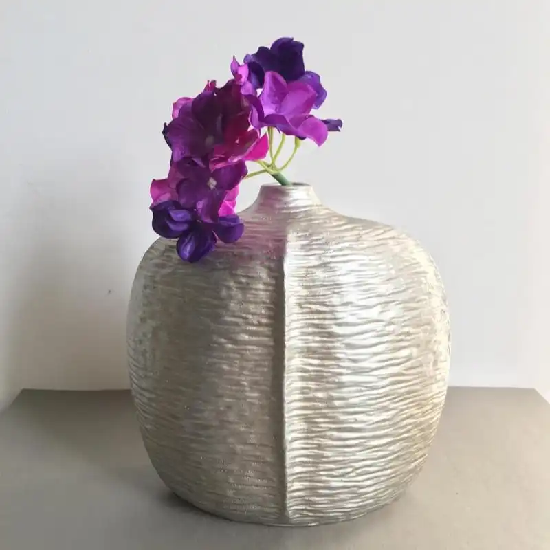 گل مصنوعی مدل ارتانزیا طرح ماکروفیلا