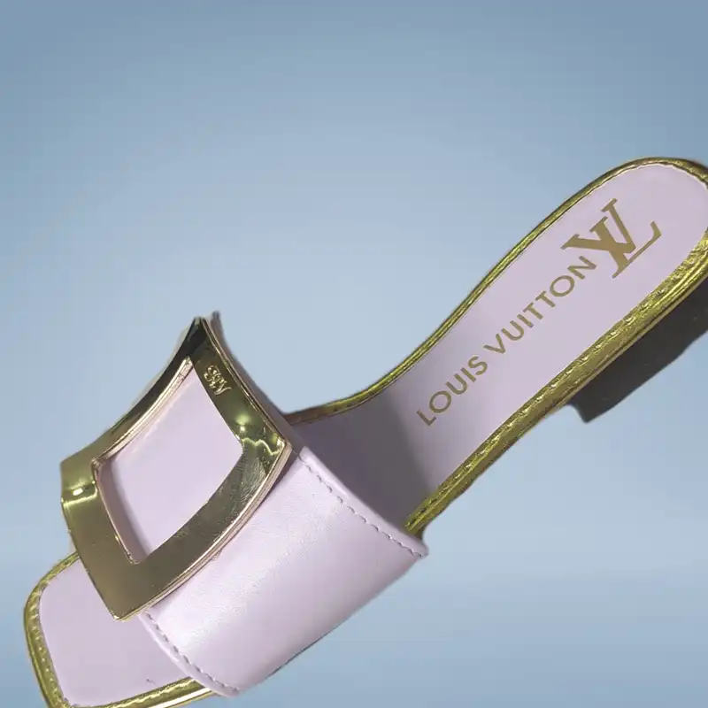 صندل زنانه مدل لوییس