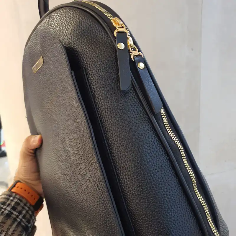 کوله پشتی زنانه مدل مزن