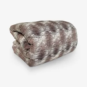 لحاف اِسپی توره مدل هاشور کد ET- 100 دونفره سایز 220x190 سانتی متر