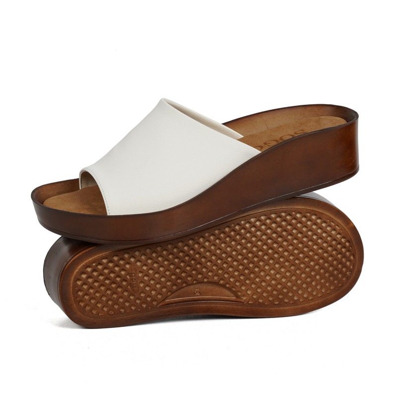 دمپایی زنانه کد 14 رنگ سفید