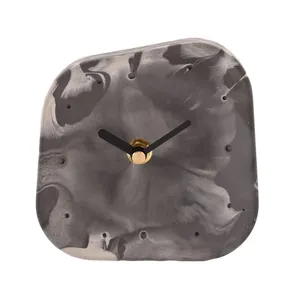 ساعت رومیزی بتنی مدل  ابر و بادی کد HG007