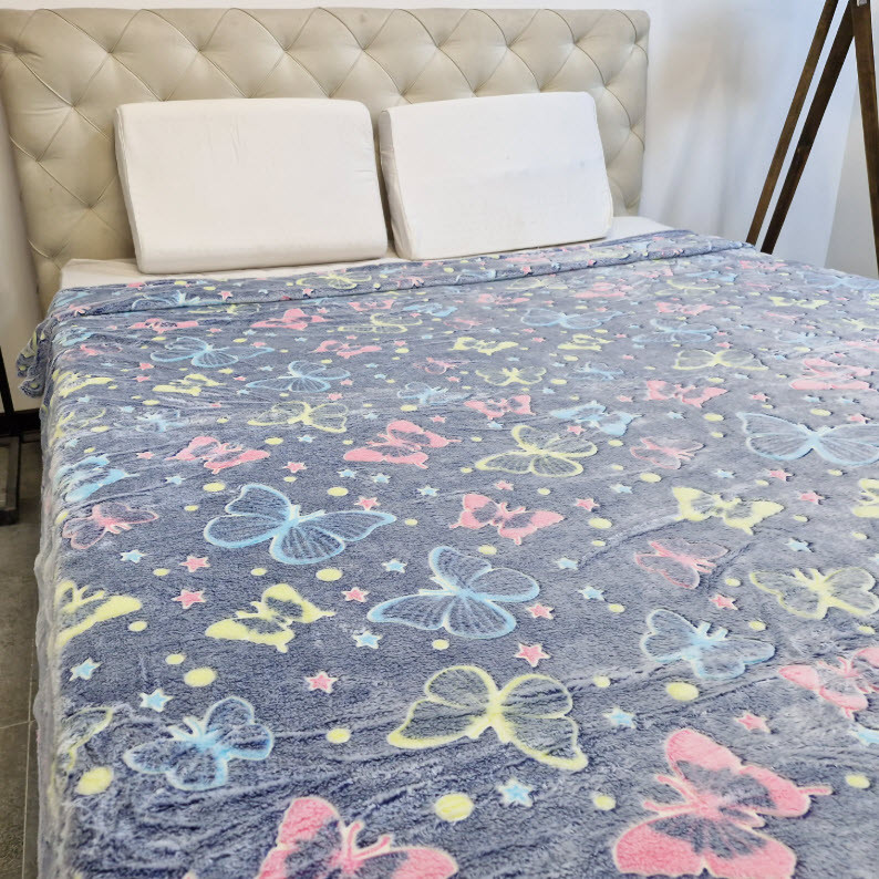 پتو مسافرتی 2 نفر ویراگیتا مدل شبنما پروانه سایز 220x200 سانتی‌متر