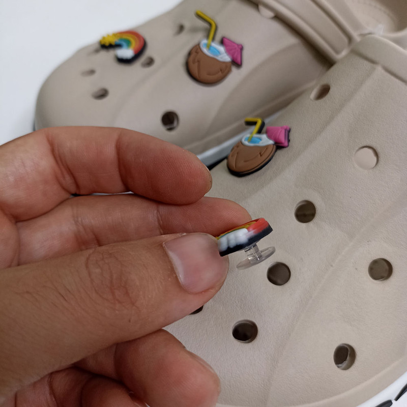 دمپایی زنانه مدل پلاس استیکردار کد 1550-CR