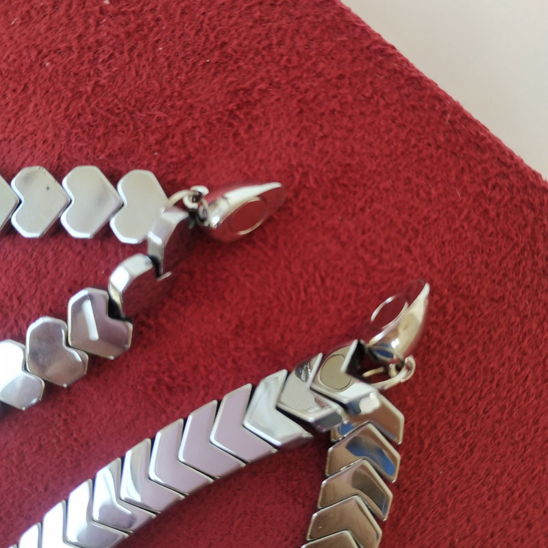 دستبند مدل مگنتی طرح قلب  کد MZ3 مجموعه 2 عددی