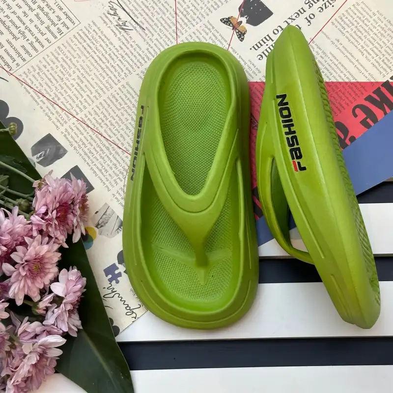 دمپایی لاانگشتی زنانه مدل نگار کد GR