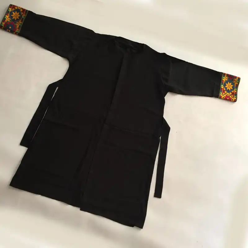 مانتو زنانه مدل بابوس و نپالی تافته tm-2713 رنگ مشکی