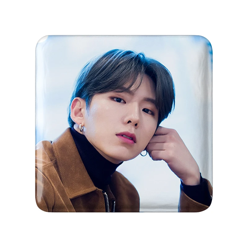 مگنت خندالو طرح کیهیون گروه مانستا اکس MONSTA X  مدل مربعی کد 21153