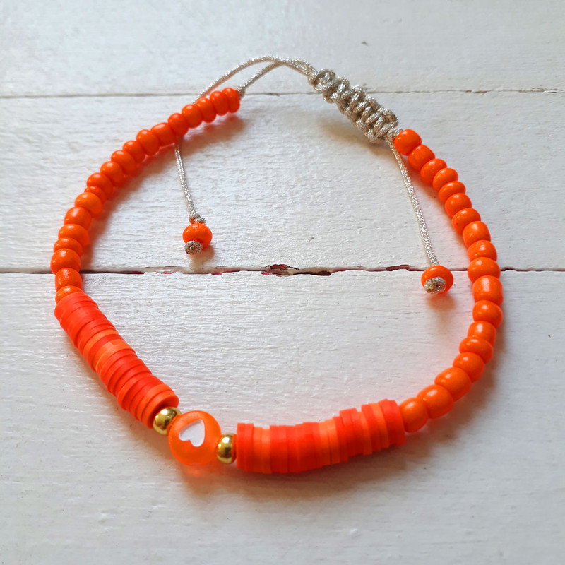 دستبند دخترانه مدل لاو کد 5 دستبند دخترانه مدل لاو کد 5