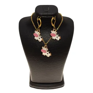 نیم ست دخترانه مدل گاو خندان