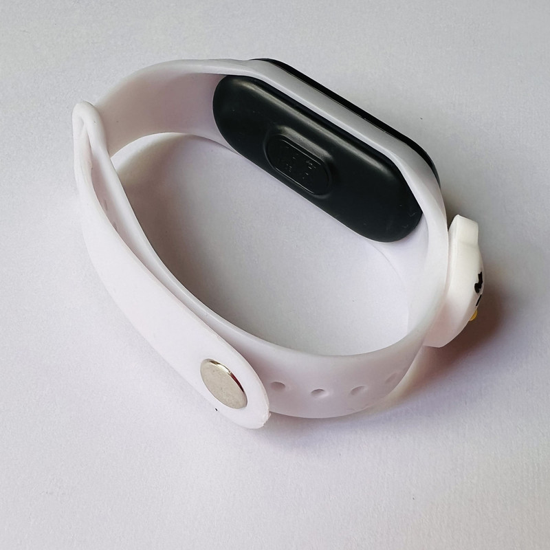 ساعت مچی دیجیتال بچگانه مدل ضدآب طرح کیتی کد KITTY WI TH 44