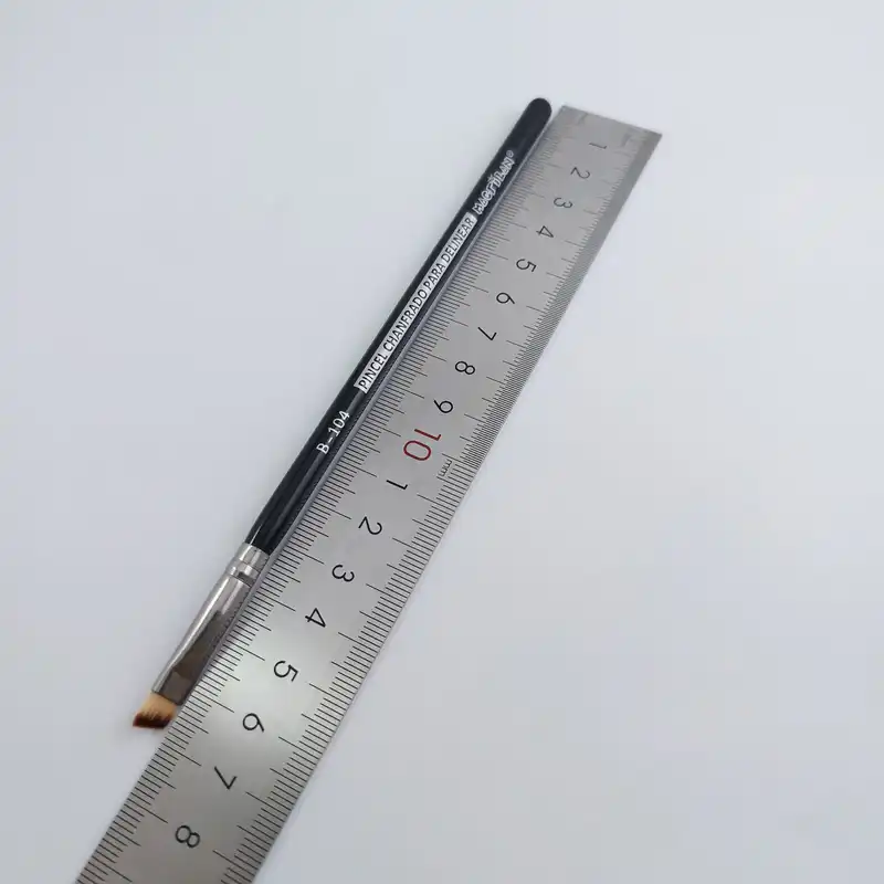 برس خط چشم مکریلان مدل B-104