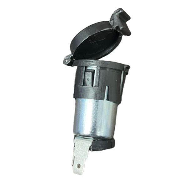مغزی فندکی شارژر خودرو چیکال مدل P-959 مغزی فندکی شارژر خودرو چیکال مدل P-959