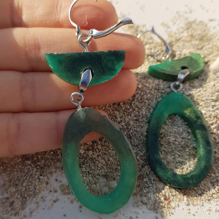 گوشواره دخترانه مدل رزینی کد 005