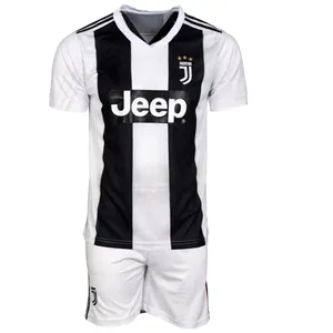 پیراهن و شورت ورزشی پسرانه طرح رونالدو مدل juventus18/19 رنگ سفید