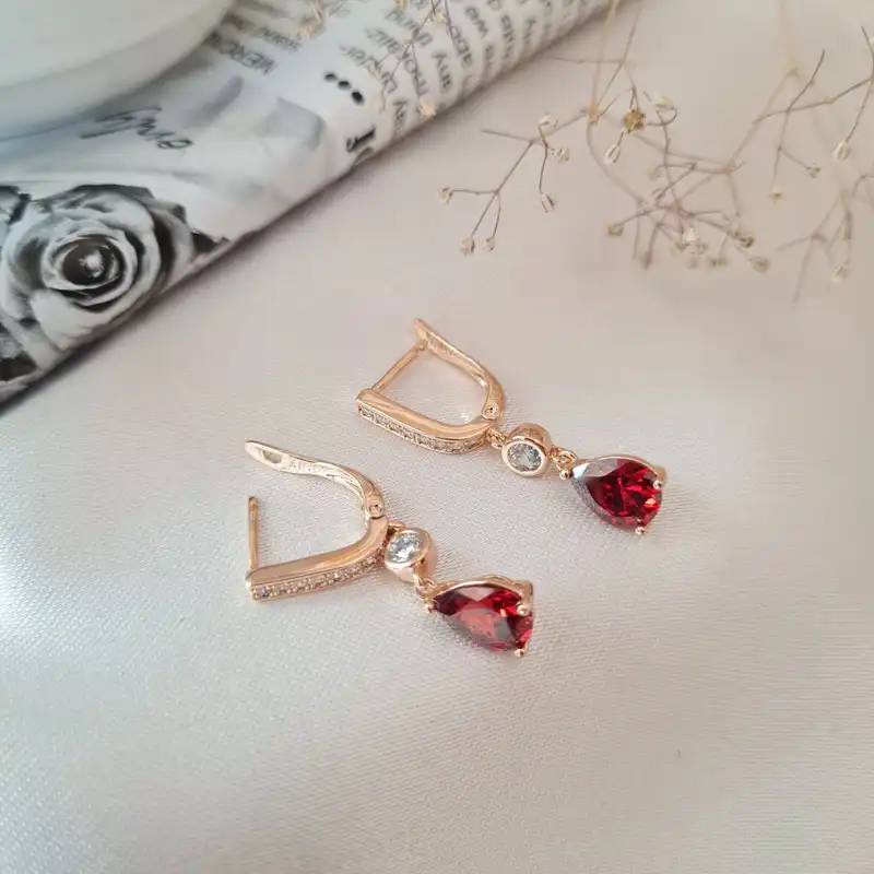 گوشواره زنانه ژوپینگ مدل نگینی رنگی