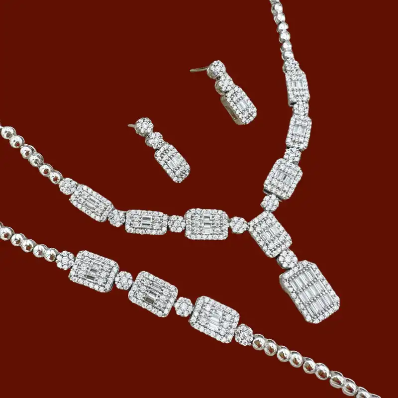 نیم ست نقره زنانه مدل امرالدکات RZZDEH-027