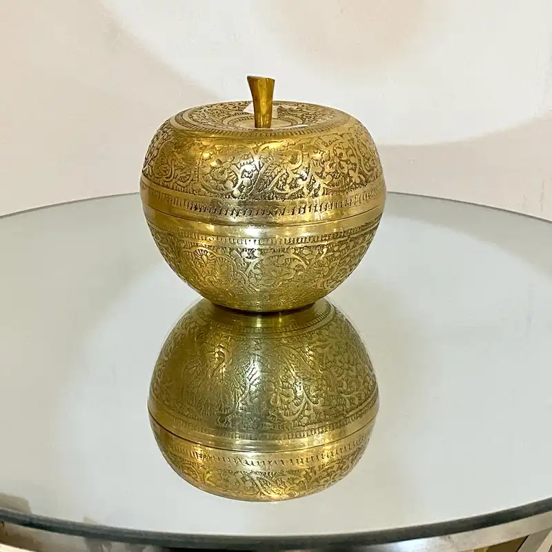 قندان برنجی مدل سیب 1565