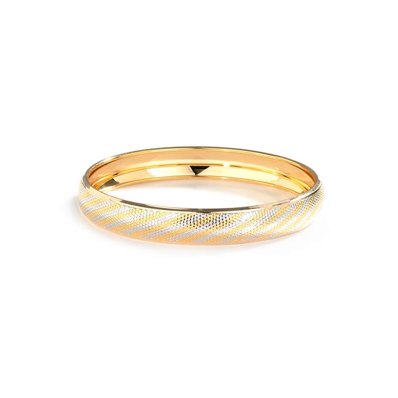 النگو طلا 18 عیار زنانه مدل آوا الماسه سایز 1 النگو طلا 18 عیار زنانه مدل آوا الماسه سایز 1