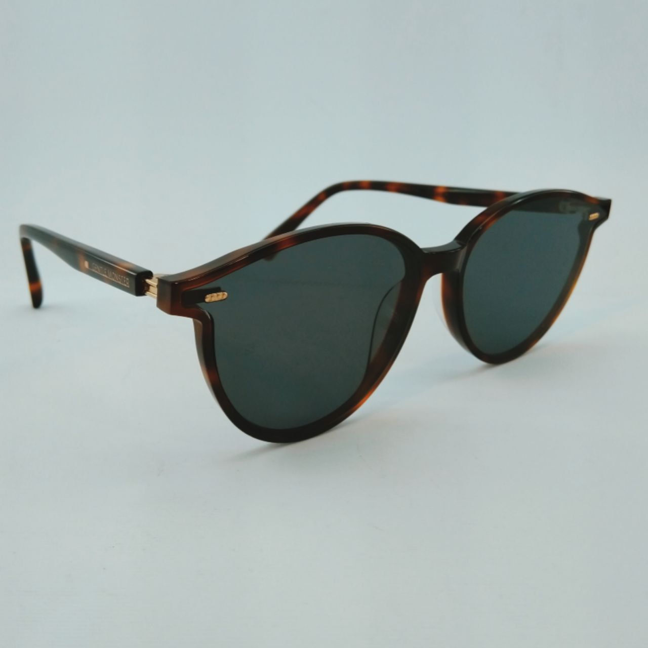 عینک آفتابی جنتل مانستر مدل SLO -  - 2