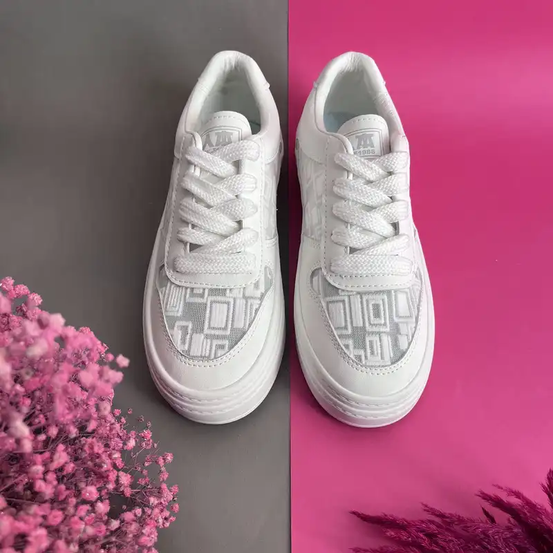 کفش روزمره زنانه مدل گیپور