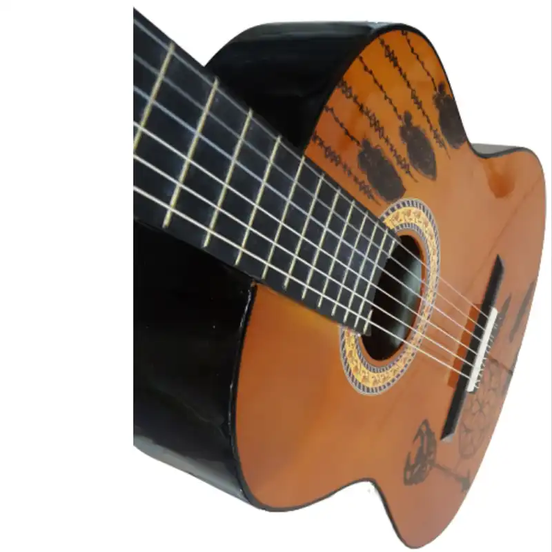 گیتار کلاسیک مدل Yomi