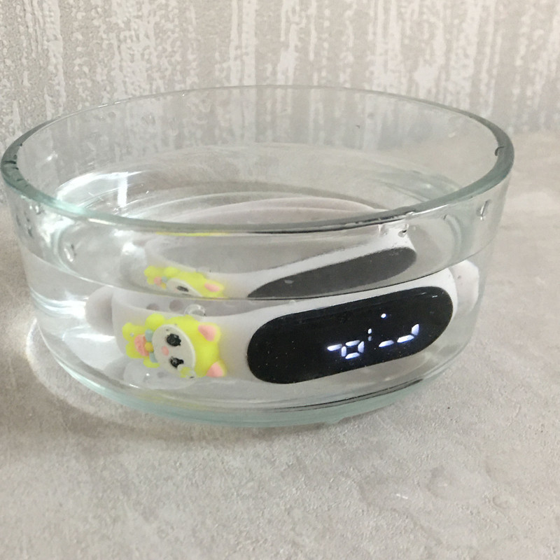 ساعت مچی دیجیتال مدل ضدآب لمسی سیلیکونی کد MOS YE L 77