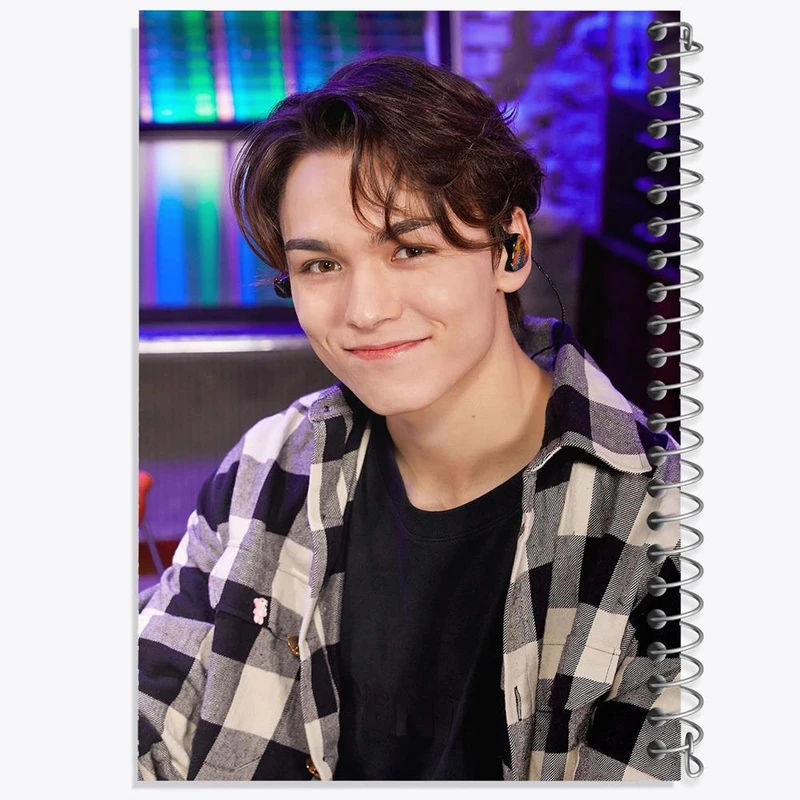 دفتر نقاشی 50 برگ خندالو مدل ورنون گروه سونتین Seventeen کد 21517