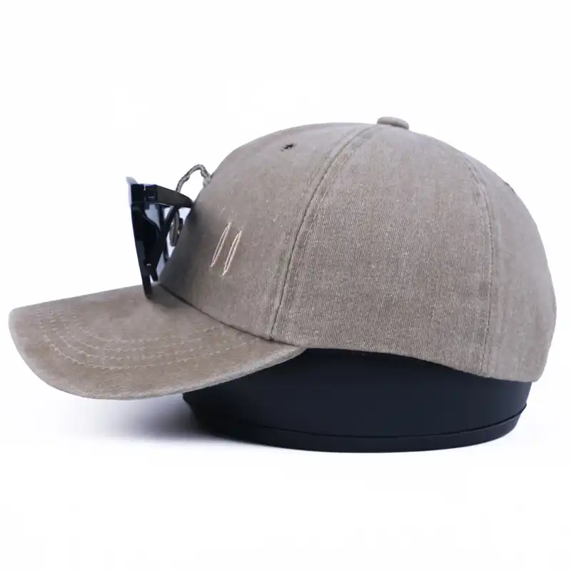 کلاه کپ مدل سنگشور عینک دار