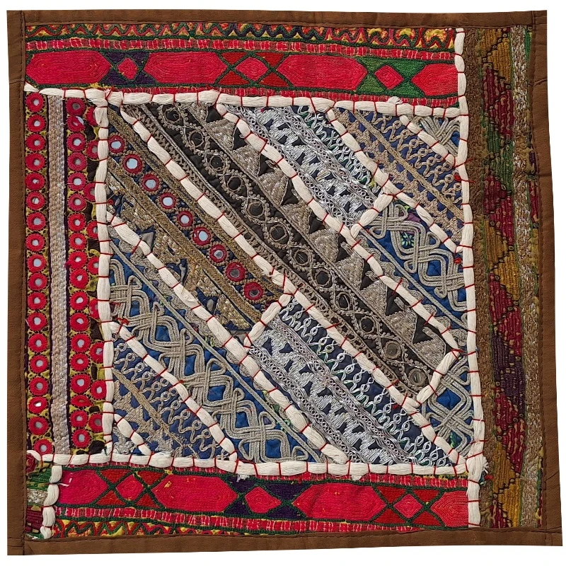 رومیزی سوزن دوزی مدل چهل تیکه عسلی کد KOH46