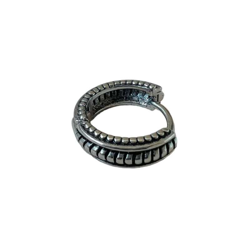 پیرسینگ گوش مدل خطی