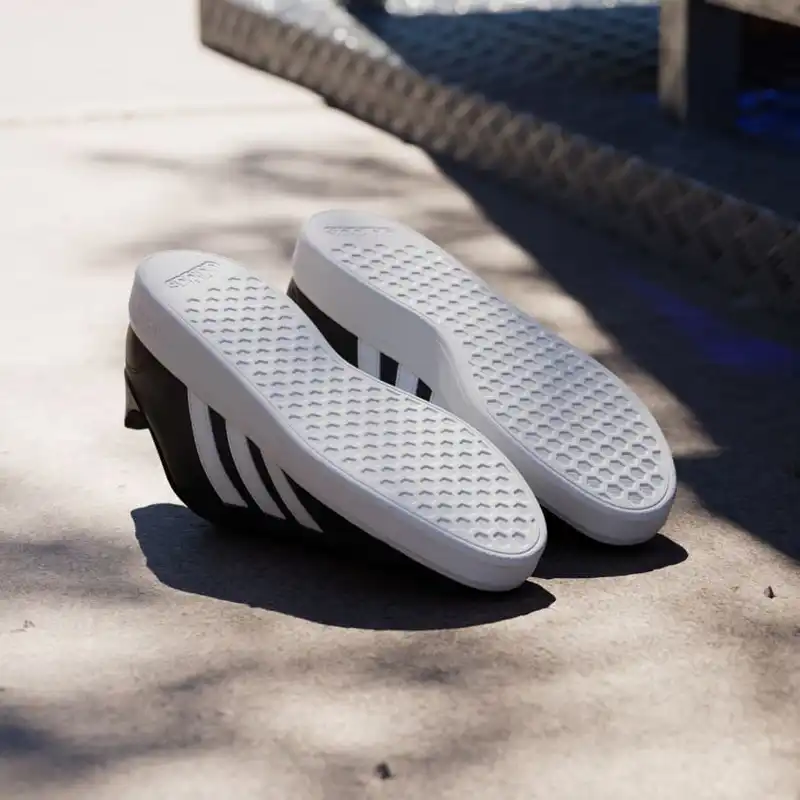 کفش پیاده روی زنانه مدل GW-WN9262