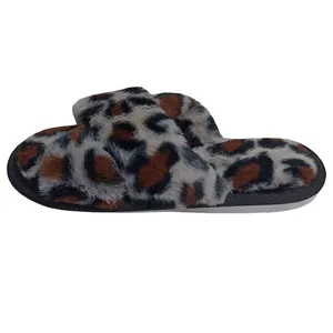 دمپایی روفرشی نیکتا مدل 12000-3 کد 1309-CR-BN