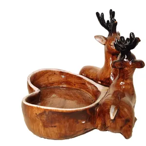 مجسمه مدل گوزن شکلات خوری