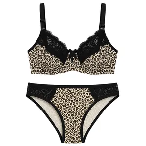 ست شورت و سوتین زنانه ماییلدا مدل پلنگی فنردار کد 5394