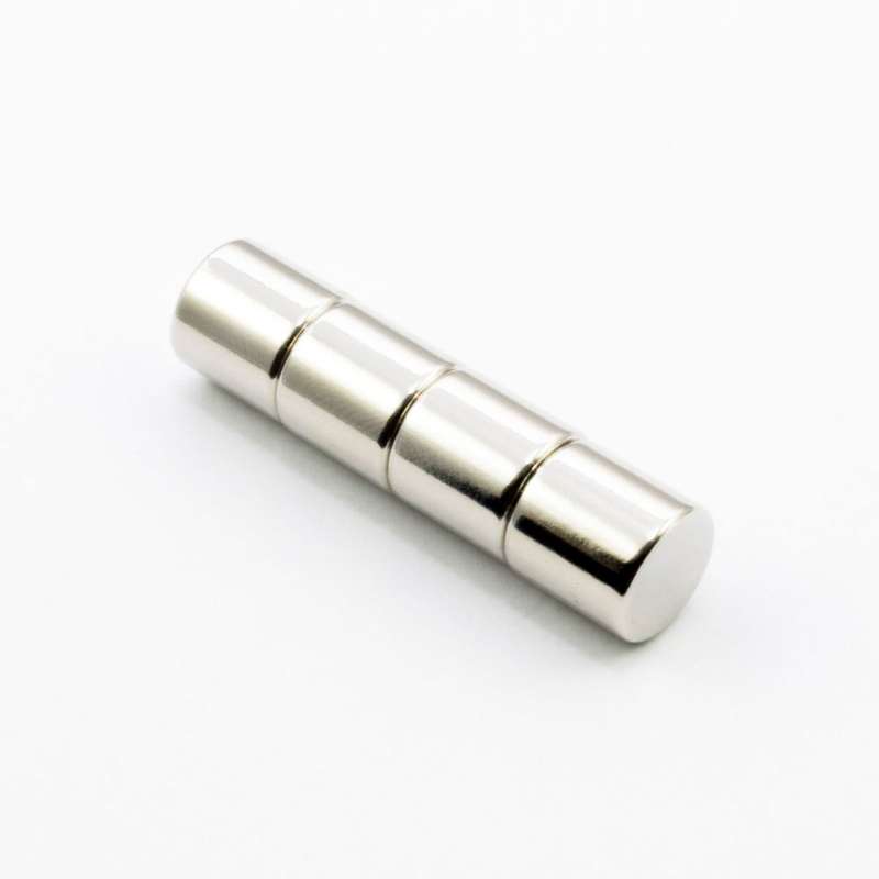 آهن ربا مدل نئودیمیوم استوانه D10x10mm بسته 4عددی آهن ربا مدل نئودیمیوم استوانه D10x10mm بسته 4عددی