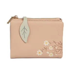 کیف پول زنانه پرتیزس مدل PT19-1441 طرح برگ و گل کد 2020080