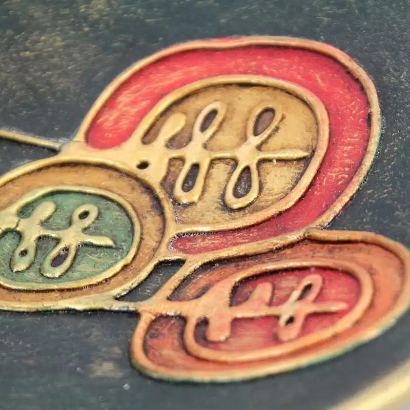 شمعدان سفالی مدل بشقاب دیواری طرح درختان بلوط مجموعه 2 عددی