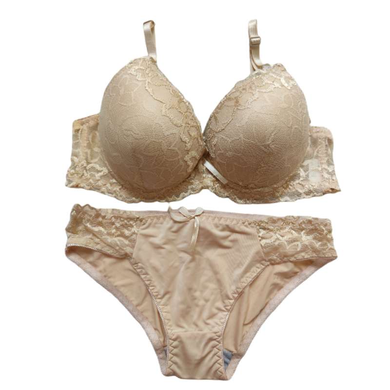 ست شورت و سوتین زنانه مدل اسفنجی توری رنگ کرم