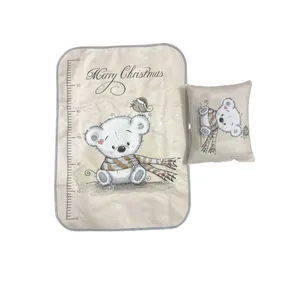 زیرانداز تعویض نوزاد مدل  بالشت دار طرح خرس و شال گردن کد M097