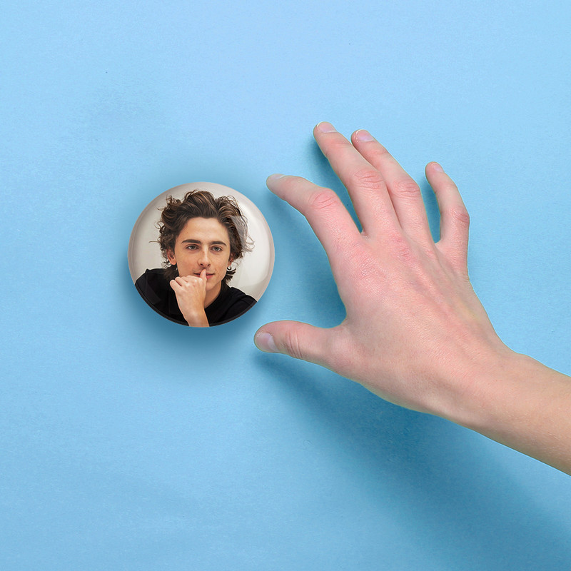 آینه جیبی خندالو مدل تیموتی شالامی Timothée Chalamet کد 19286 آینه جیبی خندالو مدل تیموتی شالامی Timothée Chalamet کد 19286