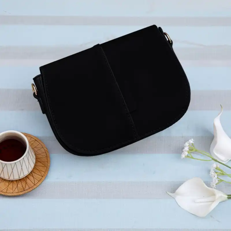 کیف رودوشی زنانه مدل هیلی